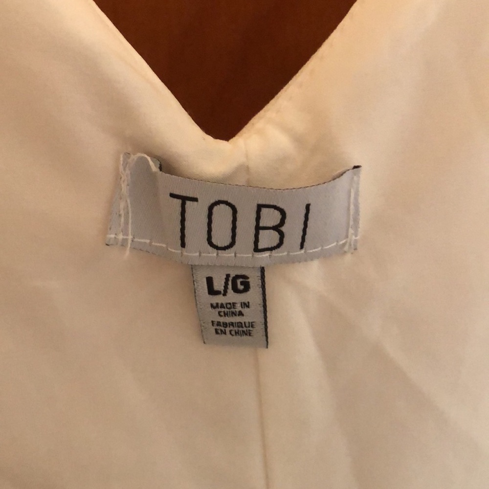 Tobi Romper - Picture 3 of 4